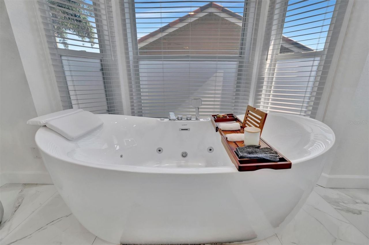 5918 Skimmer Point Boulevard S, Gulfport, FL 33707 Photo