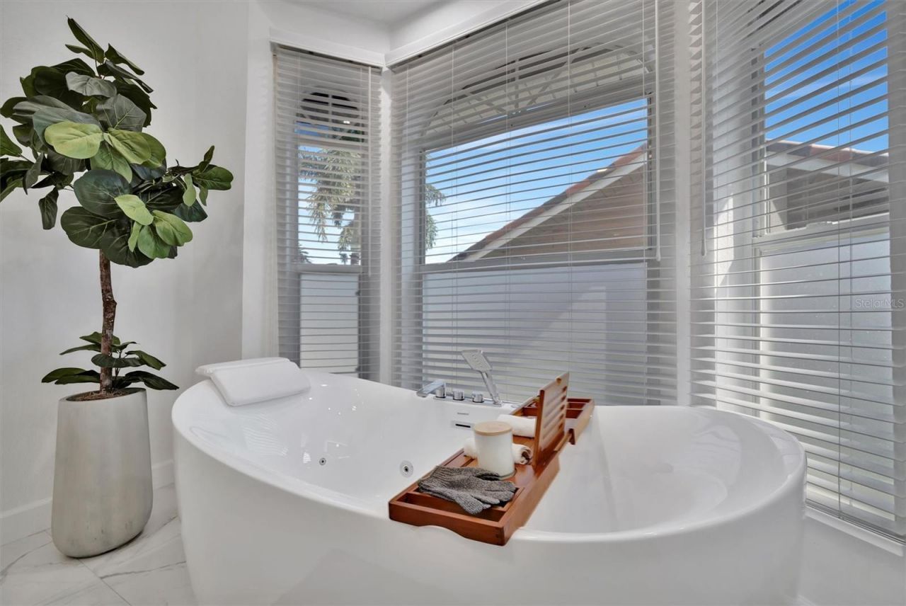 5918 Skimmer Point Boulevard S, Gulfport, FL 33707 Photo