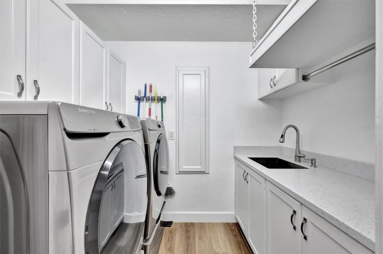 5918 Skimmer Point Boulevard S, Gulfport, FL 33707 Photo