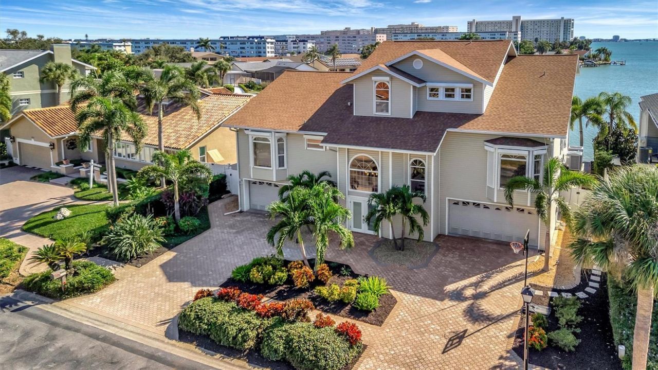 5918 Skimmer Point Boulevard S, Gulfport, FL 33707 Photo