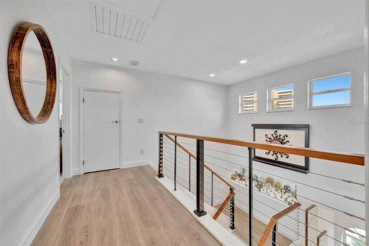 5918 Skimmer Point Boulevard S, Gulfport, FL 33707 Photo