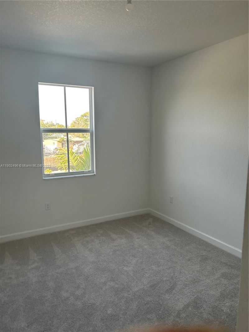 12855 NW 24th Ave, Miami, FL 33167 Photo