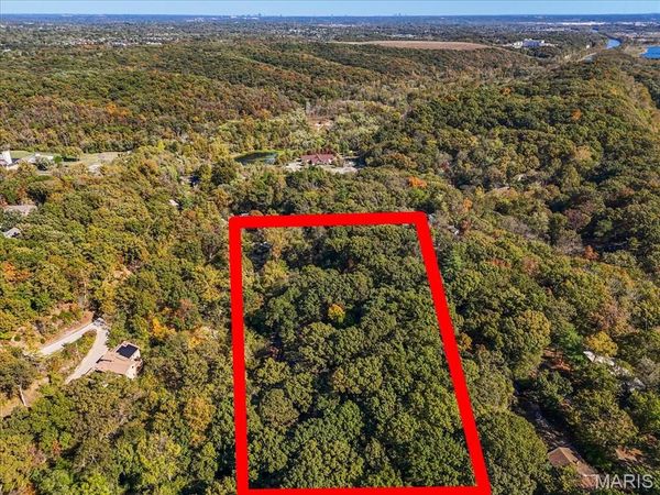 659 Castlecliff Road, Ballwin, MO 63021