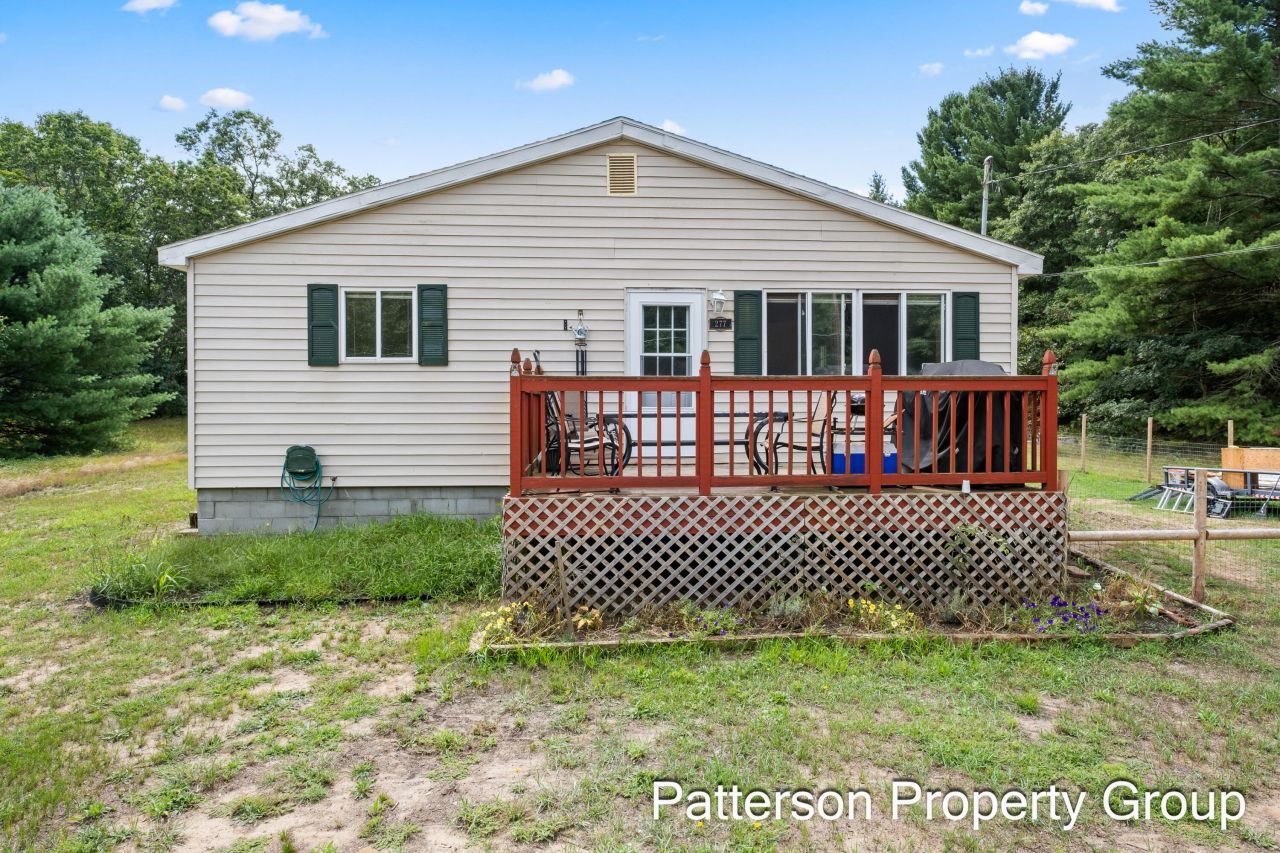 277 E Baker Street, Twin Lake, MI 49457 Main Photo