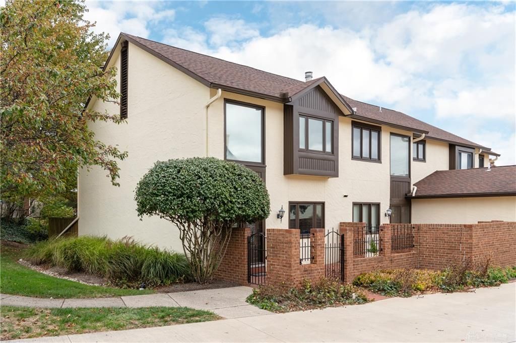 1237 Chevington Court, Dayton, OH 45459 Main Photo