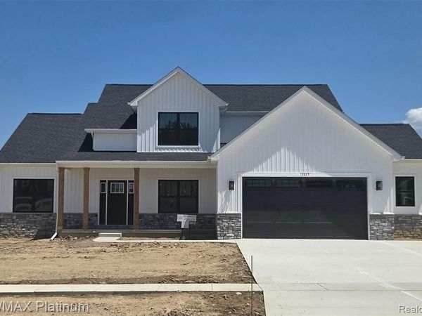 13102 Westwinds Drive, Fenton Twp, MI 48451