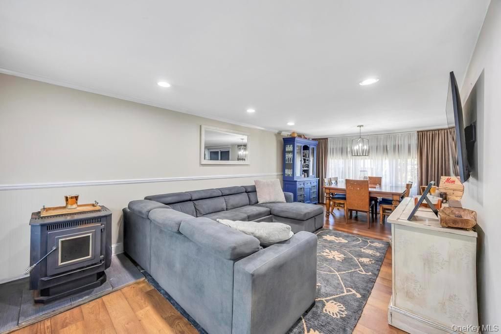 80 S Bedford Avenue, Islandia, NY 11749 Main Photo