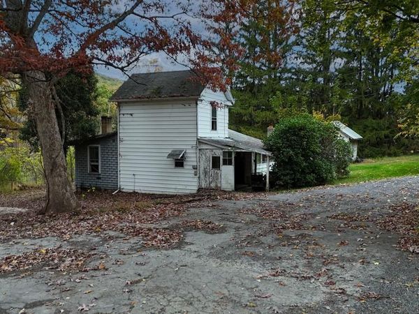 223 EAST MARKET STREET, TREVORTON, PA 17881