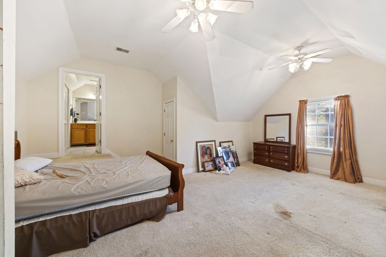 113 Twisted Oak Trail Photo 31