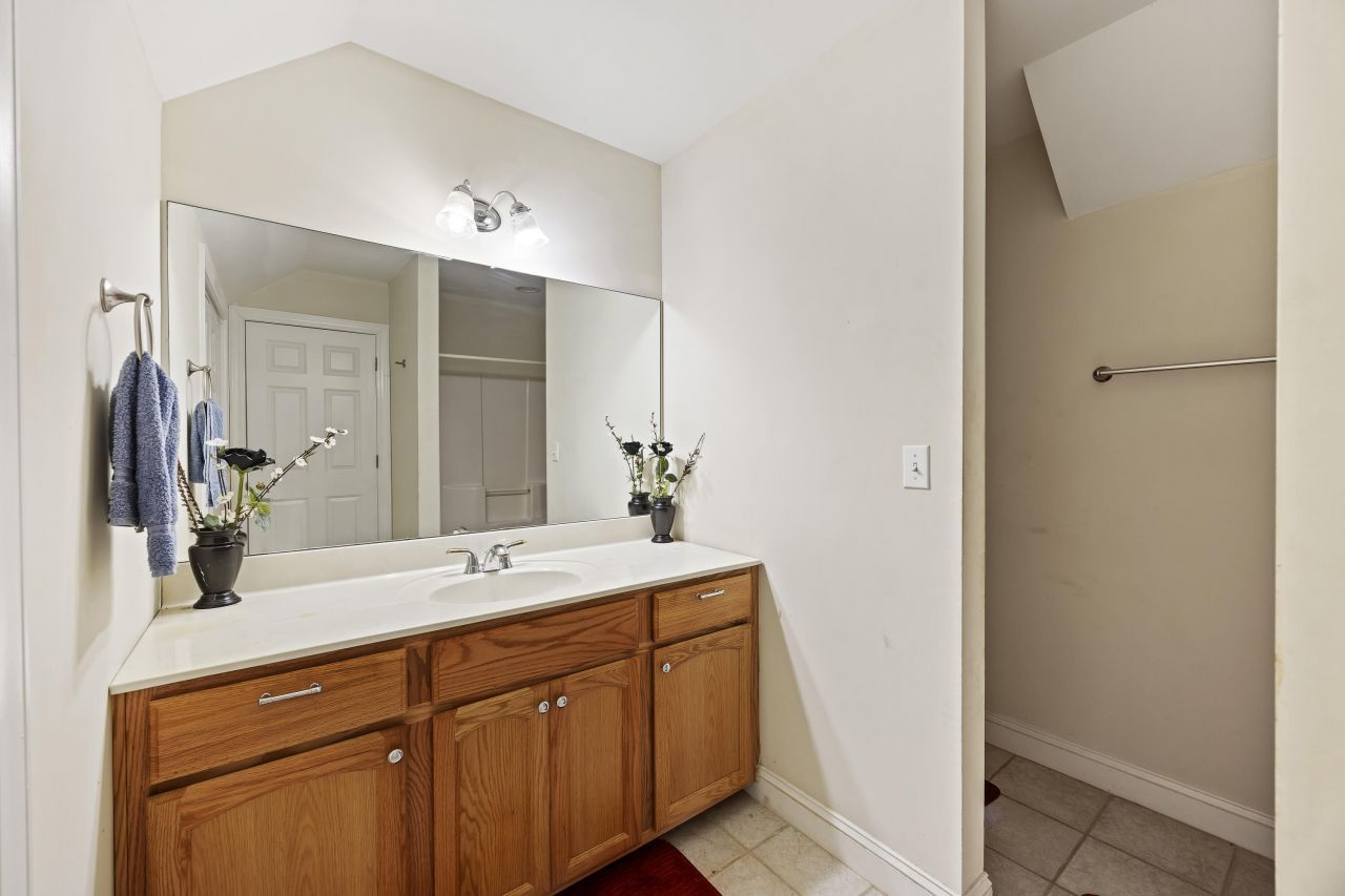 113 Twisted Oak Trail Photo 32