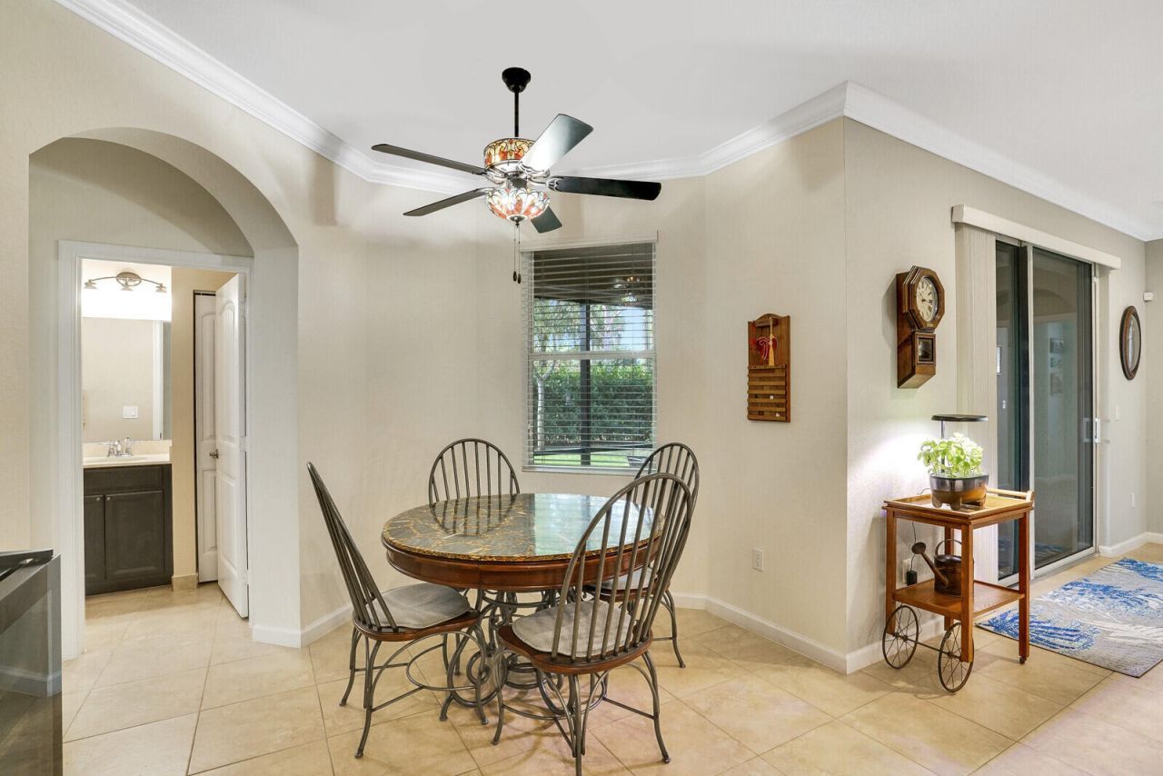 9328 Silent Oak Circle, West Palm Beach, FL 33411 Photo