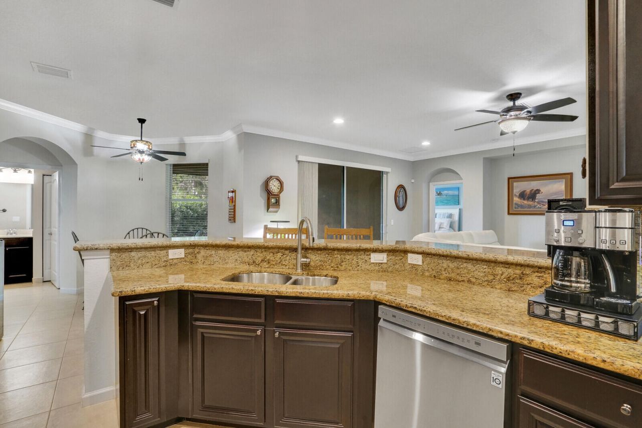 9328 Silent Oak Circle, West Palm Beach, FL 33411 Photo