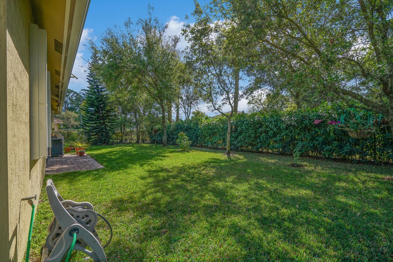 9328 Silent Oak Circle, West Palm Beach, FL 33411 Photo