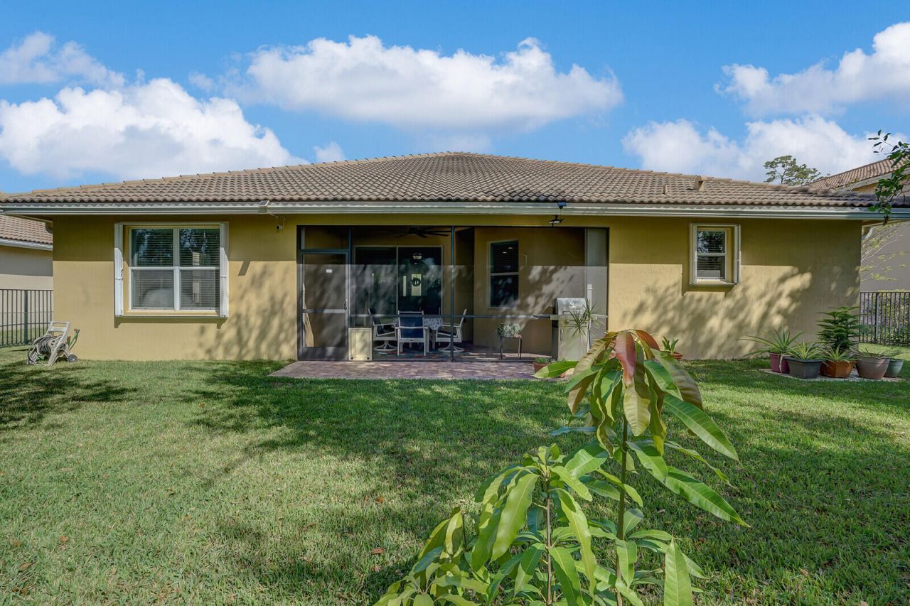 9328 Silent Oak Circle, West Palm Beach, FL 33411 Photo