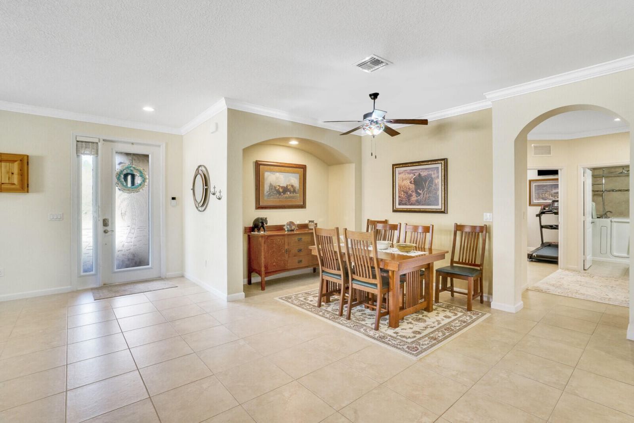 9328 Silent Oak Circle, West Palm Beach, FL 33411 Photo