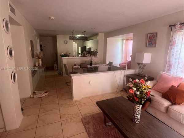 4791 Via Palm Lks, Unit 1701, West Palm Beach, FL 33417