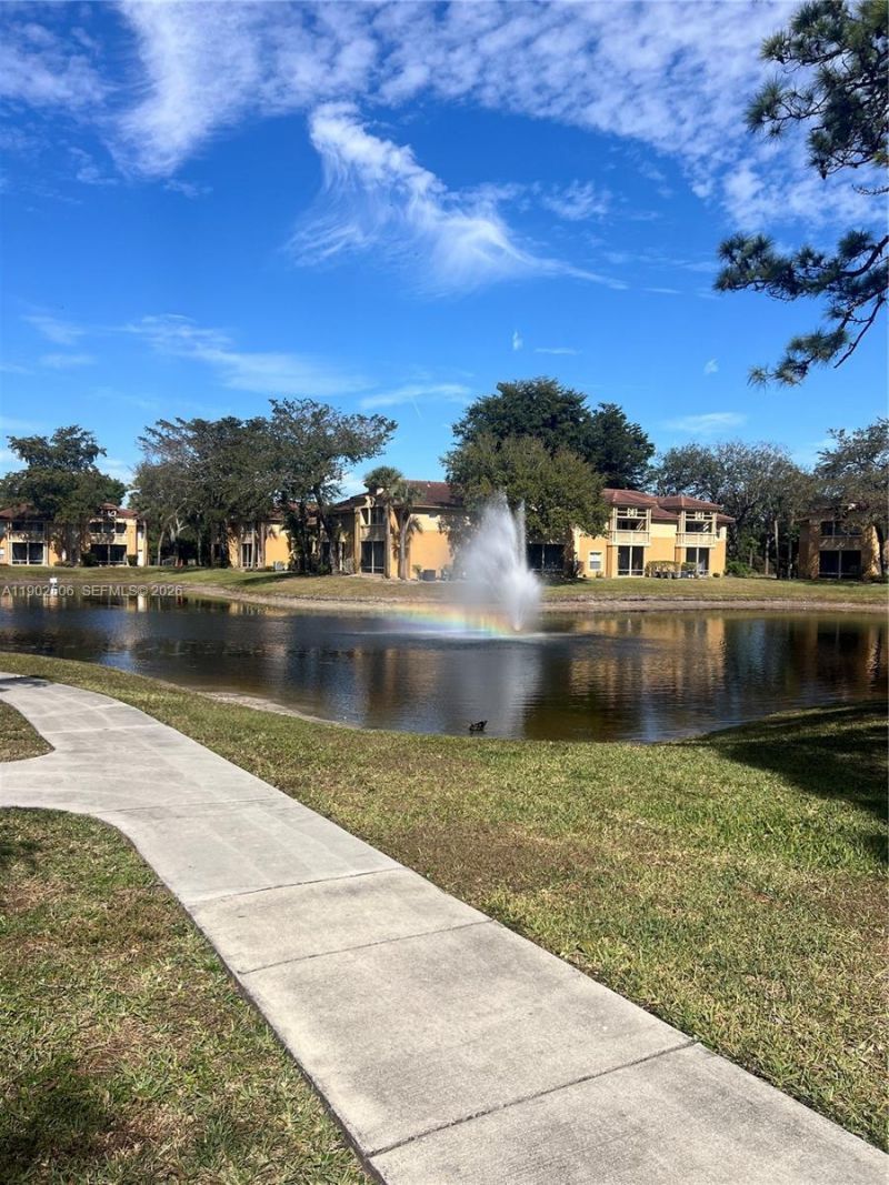 4791 Via Palm Lks, Unit 1701, West Palm Beach, FL 33417 Photo