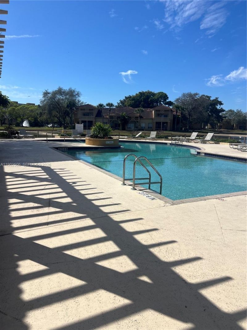 4791 Via Palm Lks, Unit 1701, West Palm Beach, FL 33417 Photo