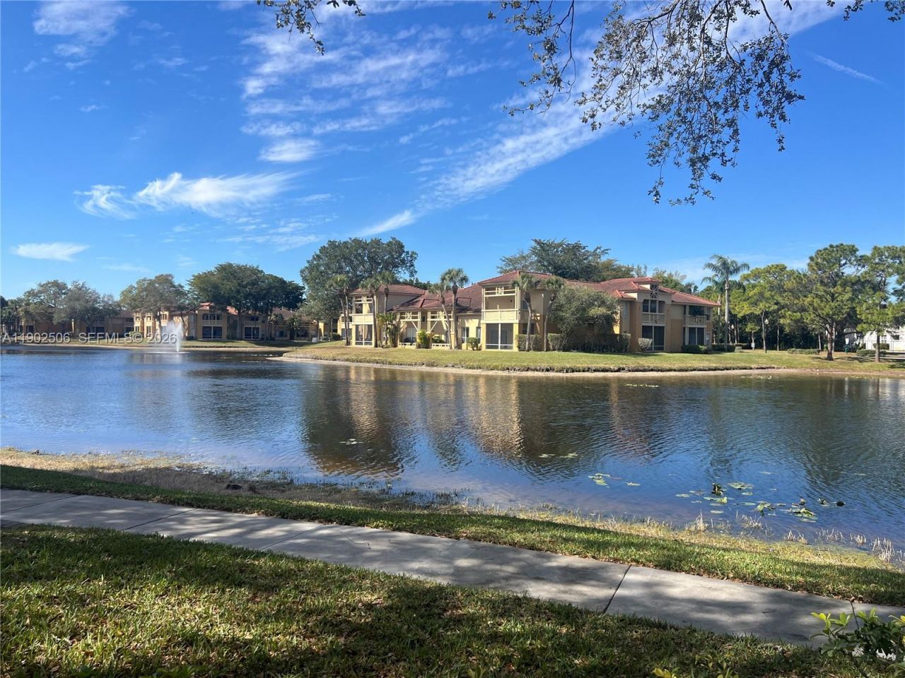 4791 Via Palm Lks, Unit 1701, West Palm Beach, FL 33417 Photo