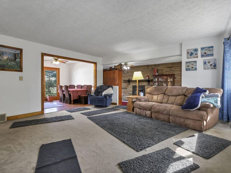 4464 Reynolds Road, Centerburg, OH 43011 Photo 6
