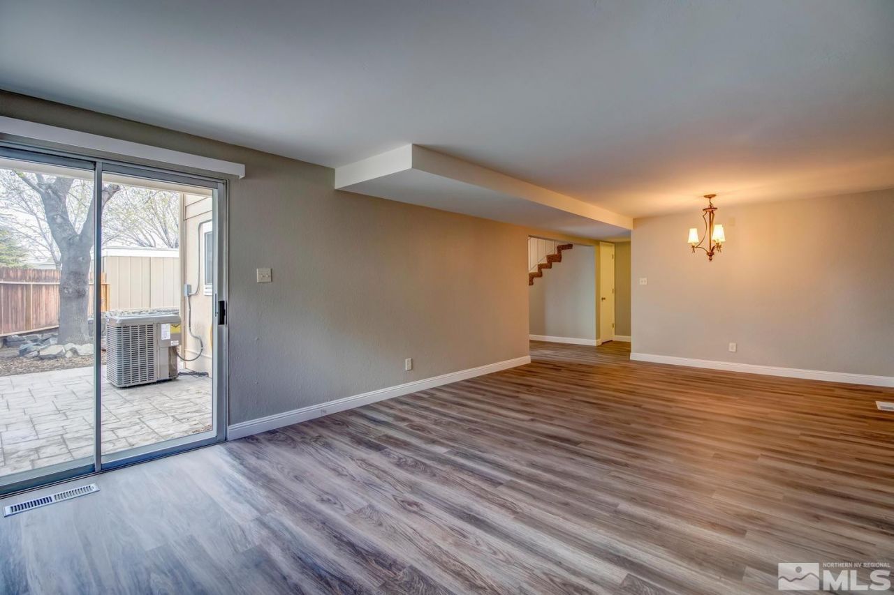 7513 Cumberland Circle, Reno, NV 89511 Photo