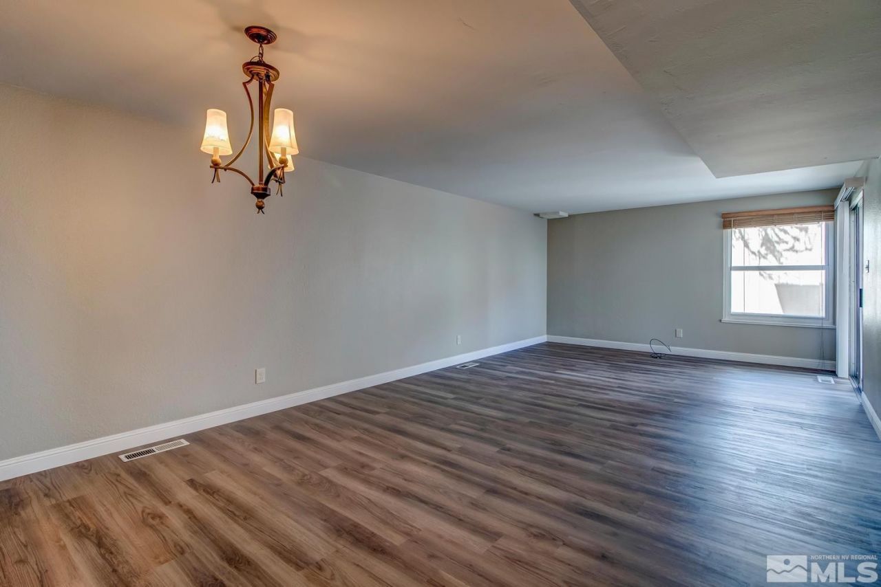 7513 Cumberland Circle, Reno, NV 89511 Photo
