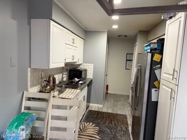 15332 Renshaw Drive, Clinton Twp, MI 48038