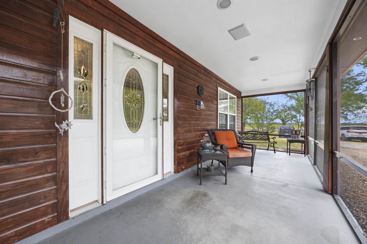 6676 SE Cr 255 , Lee, FL 32059 Photo