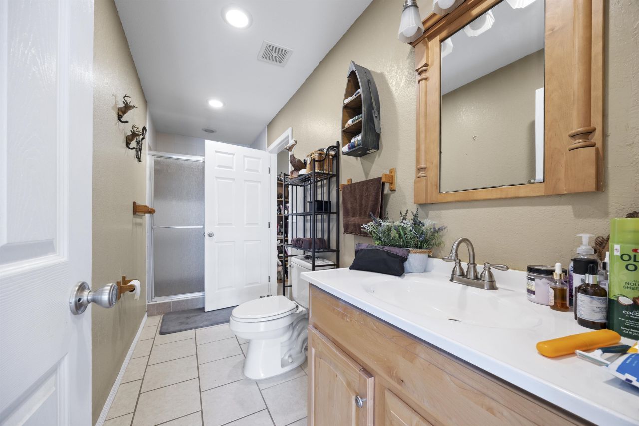 6676 SE Cr 255 , Lee, FL 32059 Photo