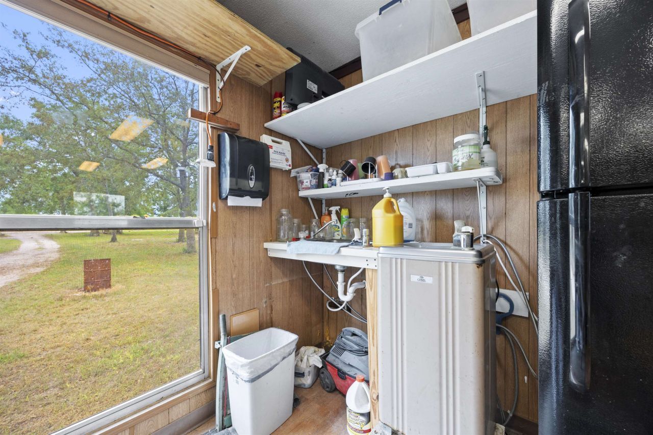 6676 SE Cr 255 , Lee, FL 32059 Photo