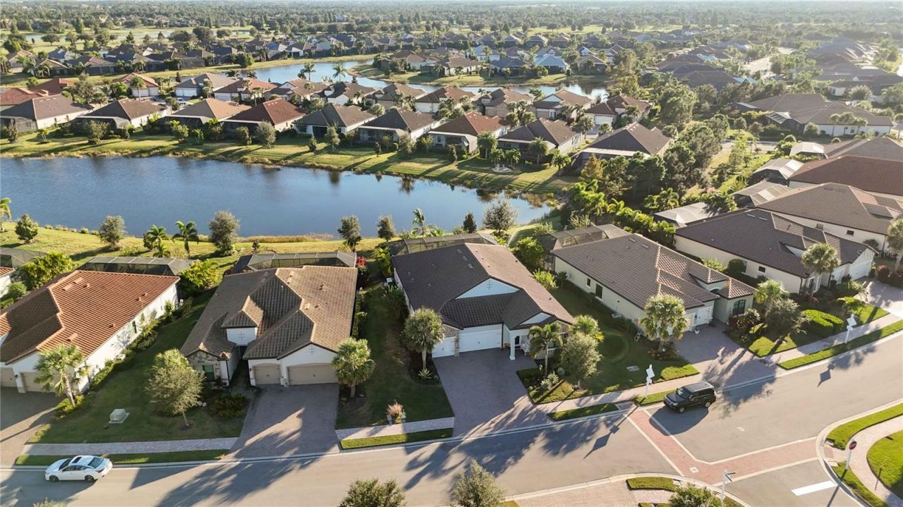 7131 Whittlebury Trail, Bradenton, FL 34202 Photo