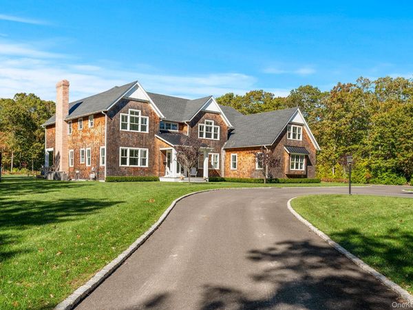 41 Arbutus Road, Quogue, NY 11959