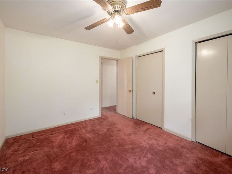 4859 Delevan Drive, Lyndhurst, OH 44124 Photo 14