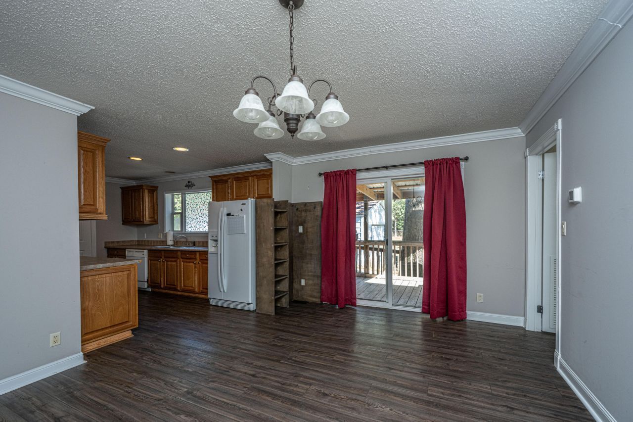 142 Mano Street Photo 13