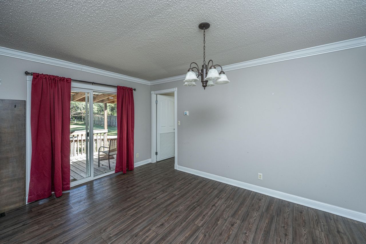 142 Mano Street Photo 15