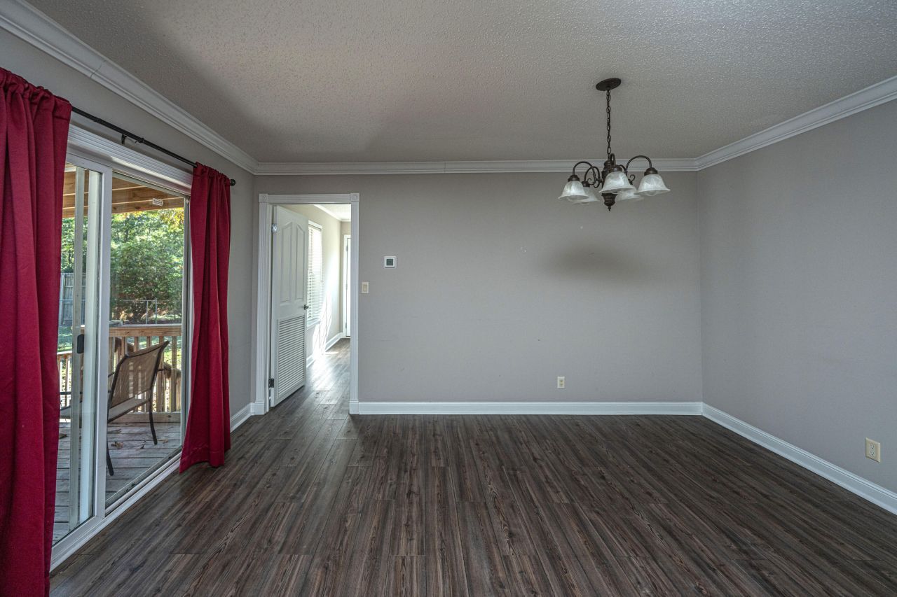 142 Mano Street Photo 16