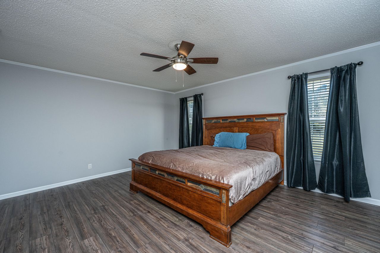 142 Mano Street Photo 21