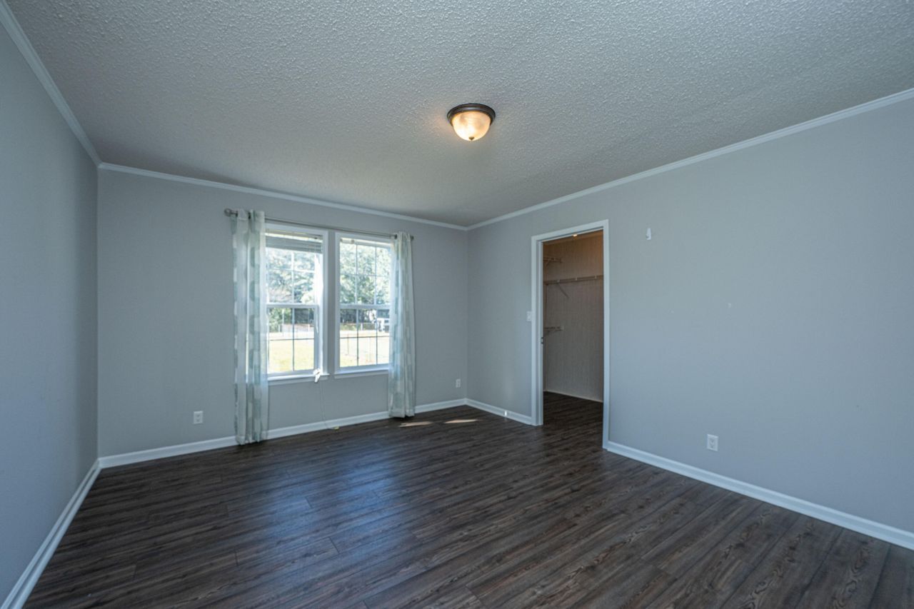 142 Mano Street Photo 26