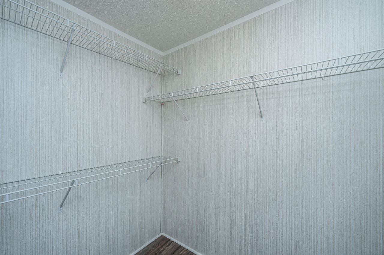 142 Mano Street Photo 28