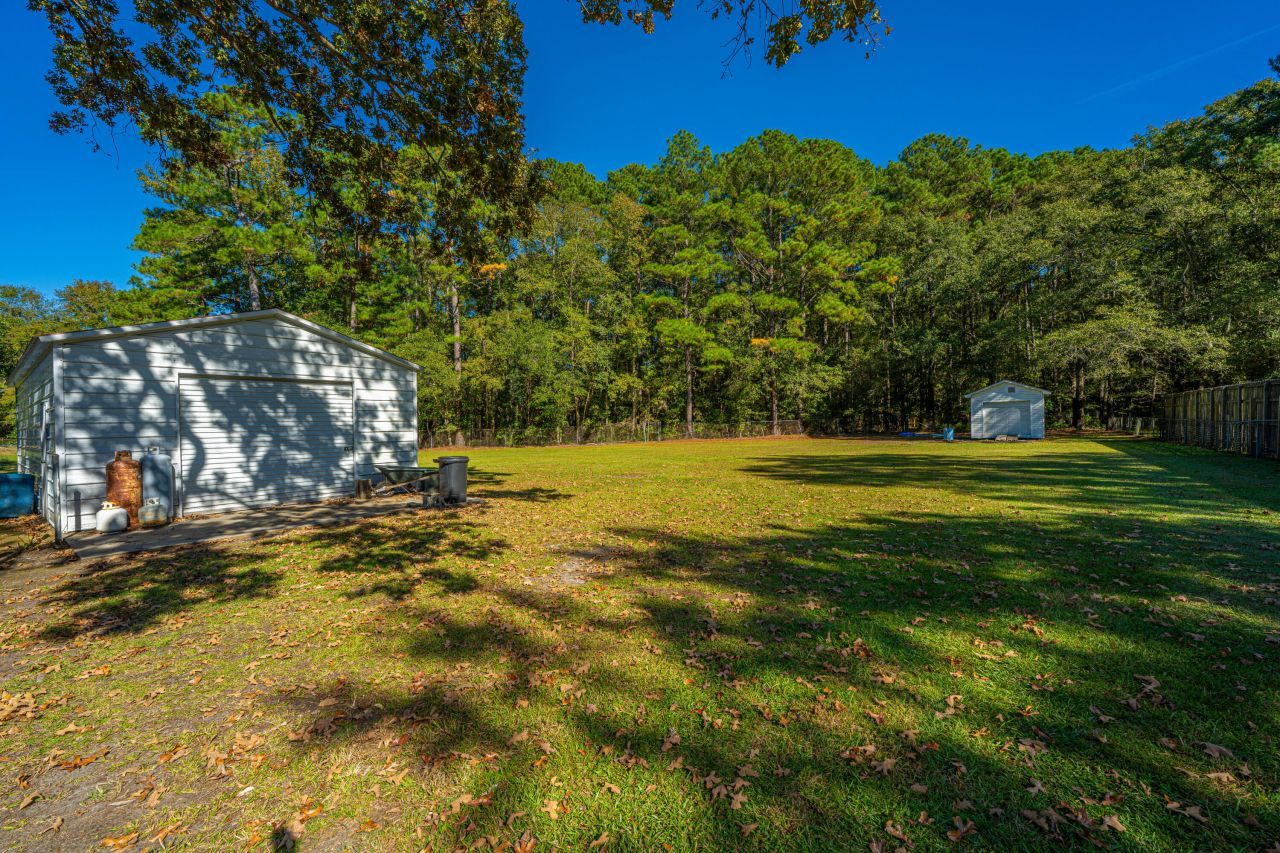 142 Mano Street Photo 35