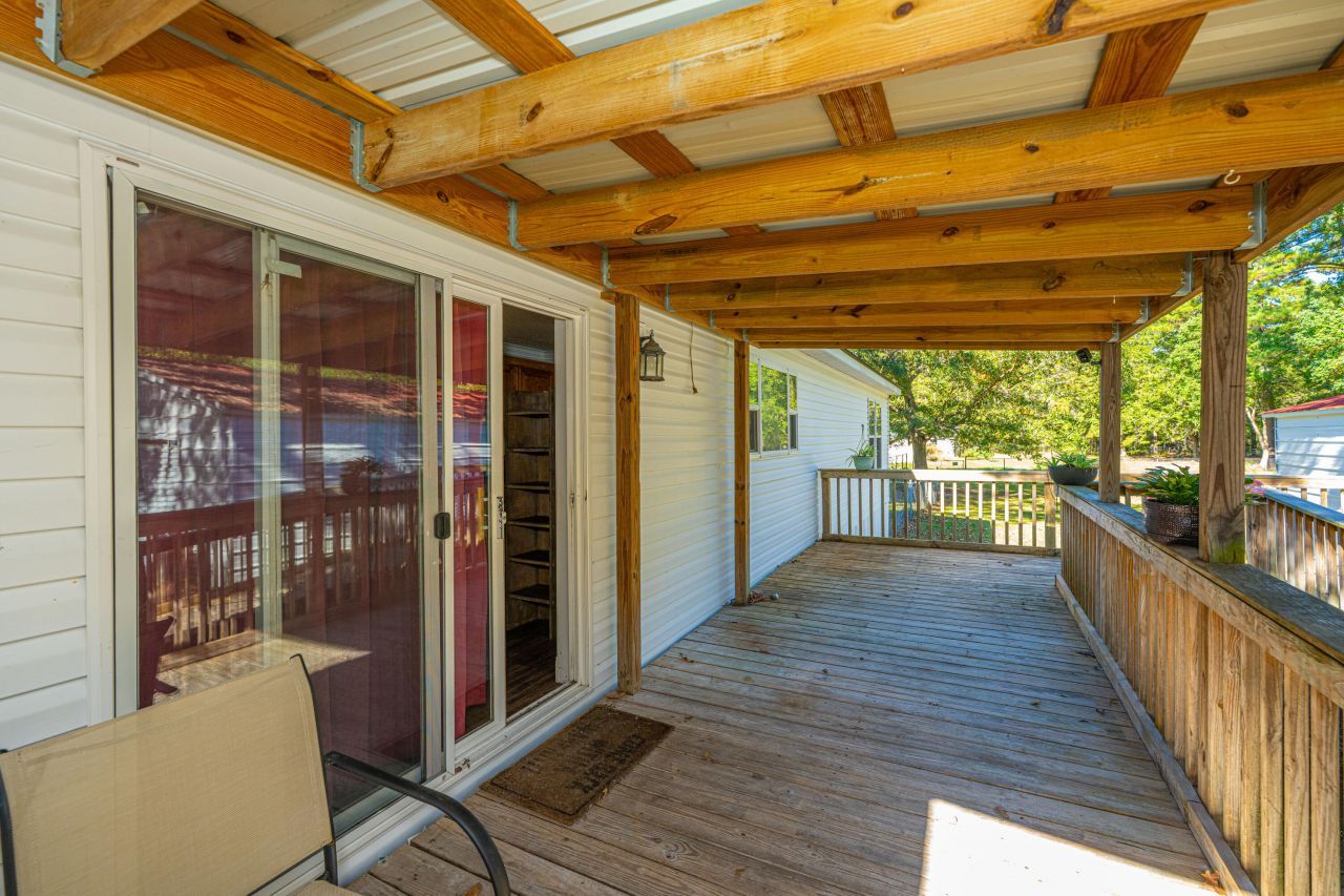 142 Mano Street Photo 43