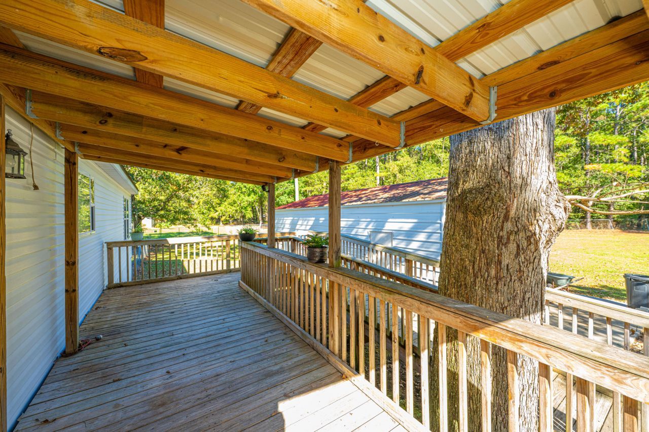 142 Mano Street Photo 44