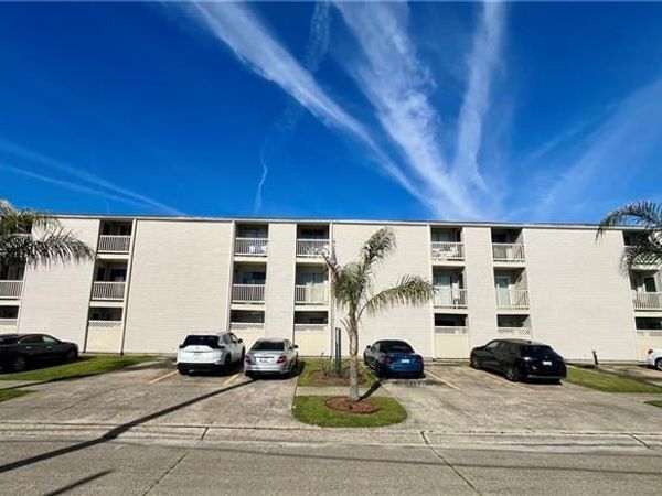 2330 EDENBORN Avenue, Unit 116, Metairie, LA 70001