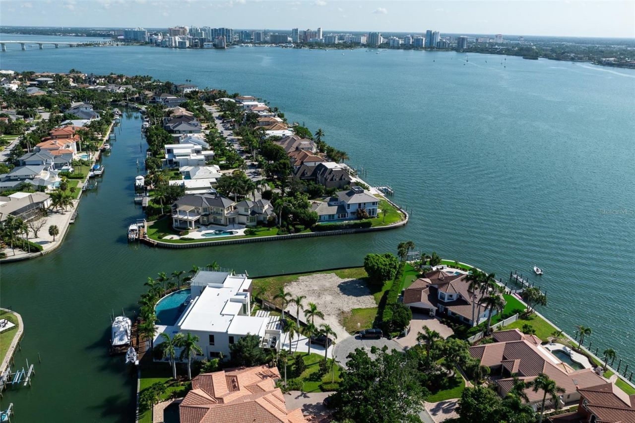 600 Mourning Dove Drive, Sarasota, FL 34236 Photo