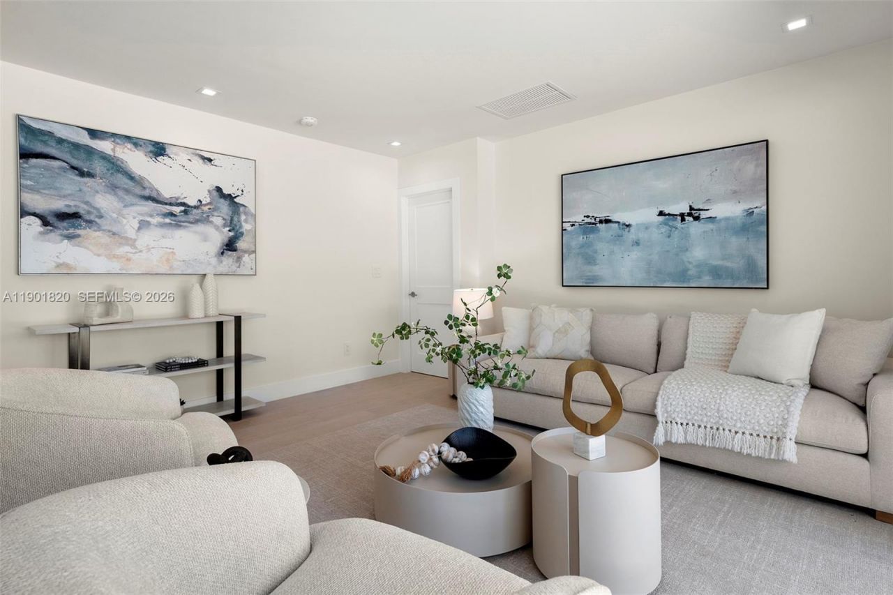 10945 SW 75th Ct, Pinecrest, FL 33156 Photo