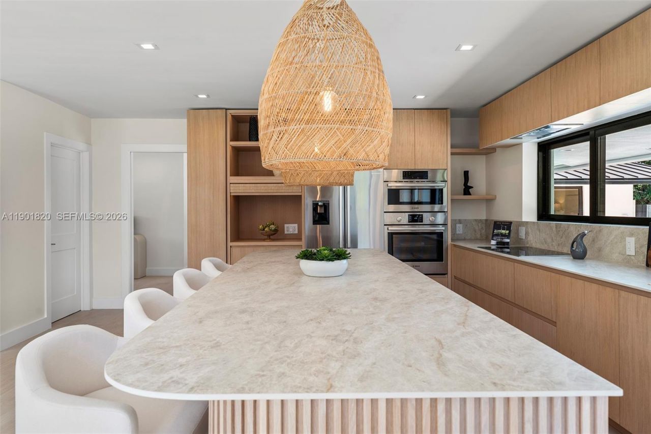 10945 SW 75th Ct, Pinecrest, FL 33156 Photo