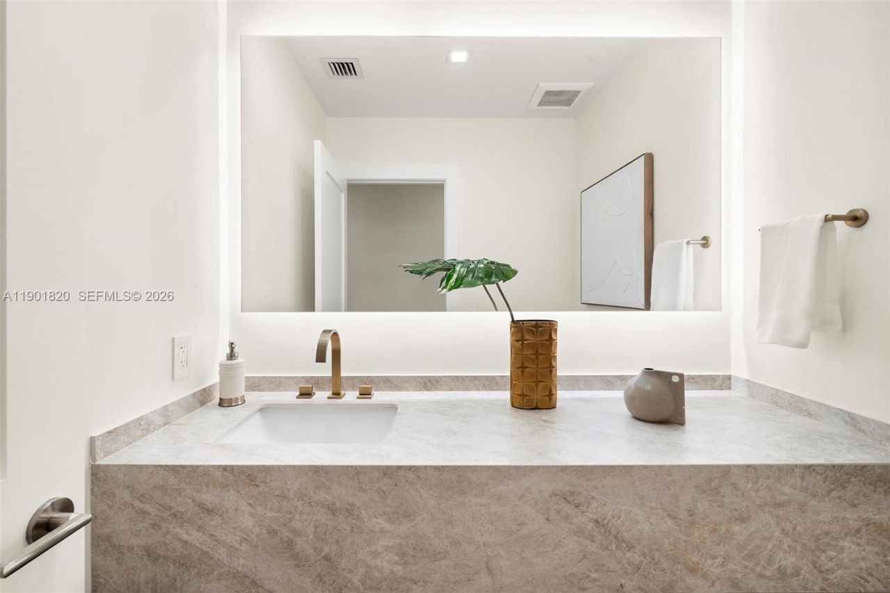 10945 SW 75th Ct, Pinecrest, FL 33156 Photo