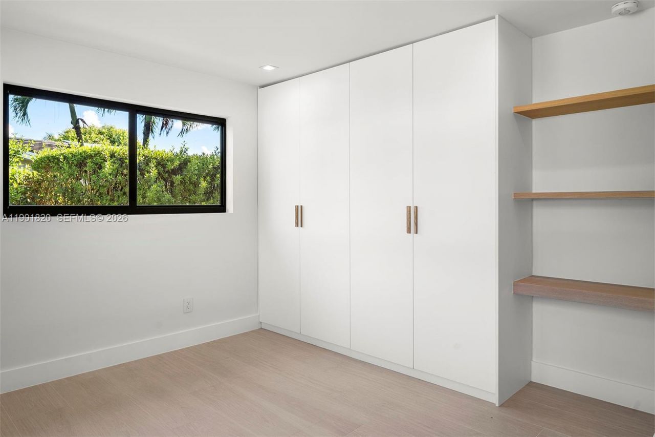 10945 SW 75th Ct, Pinecrest, FL 33156 Photo