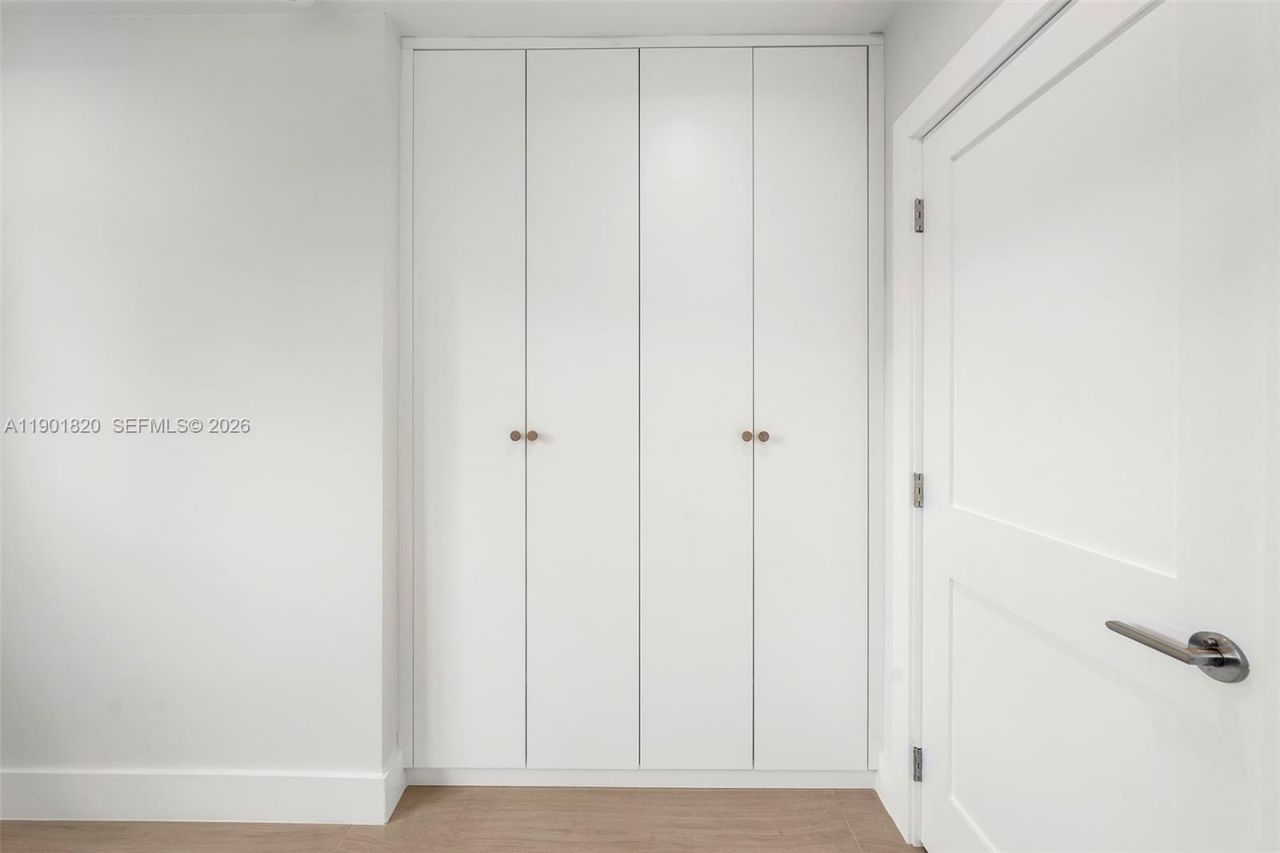 10945 SW 75th Ct, Pinecrest, FL 33156 Photo