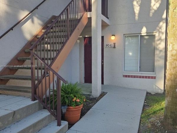 9241 SW 138th Pl, Unit 9241, Miami, FL 33186